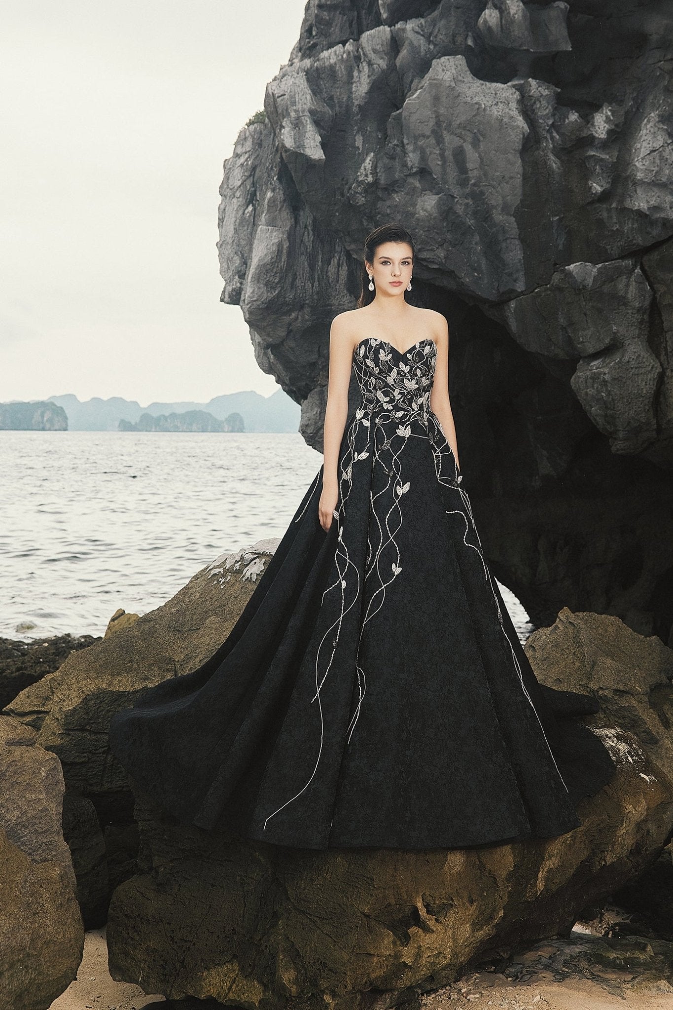 Strapless Sweetheart A Line Ball Gown - ALBOUSHIYA - district 5 - dubai - riyadh - abaya - dresses - designers - evening wear - luxury - elegance - craftsmanship - gowns - cocktail dresses - collections - georges