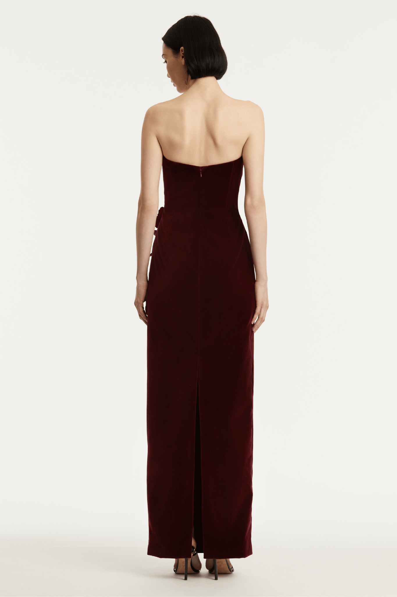 Strapless Velvet Appliqué Gown - ALBOUSHIYA - district 5 - dubai - riyadh - abaya - dresses - designers - evening wear - luxury - elegance - craftsmanship - gowns - cocktail dresses - collections - georges