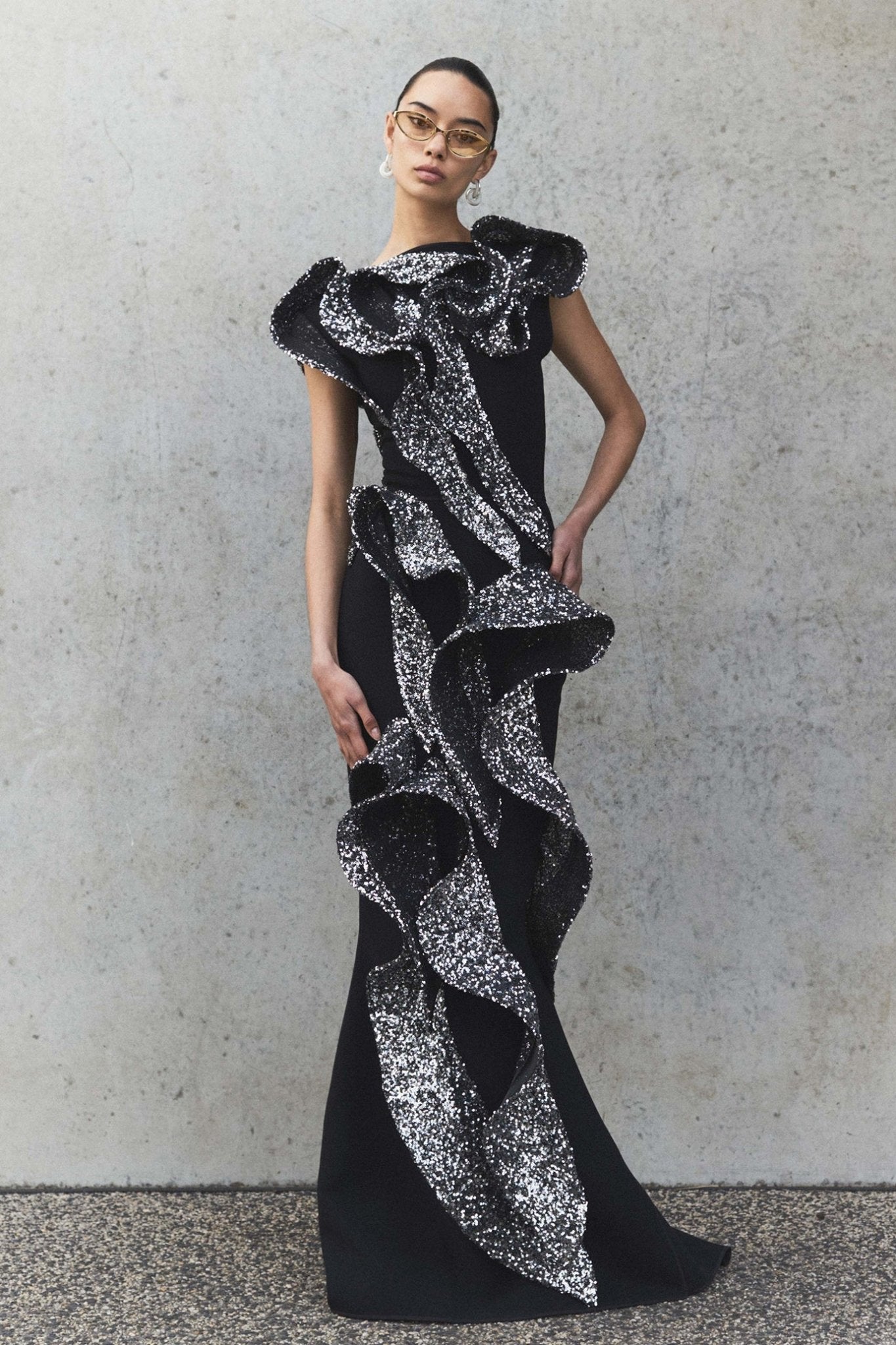 Tantalise Wave Gown - ALBOUSHIYA - district 5 - dubai - riyadh - abaya - dresses - designers - evening wear - luxury - elegance - craftsmanship - gowns - cocktail dresses - collections - georges