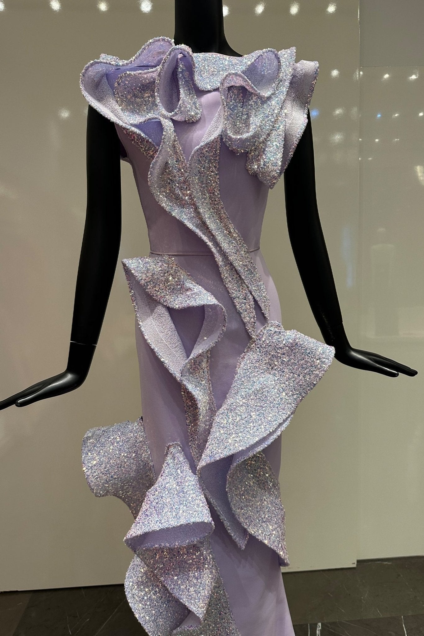 Tantalise Wave Gown - ALBOUSHIYA - district 5 - dubai - riyadh - abaya - dresses - designers - evening wear - luxury - elegance - craftsmanship - gowns - cocktail dresses - collections - georges