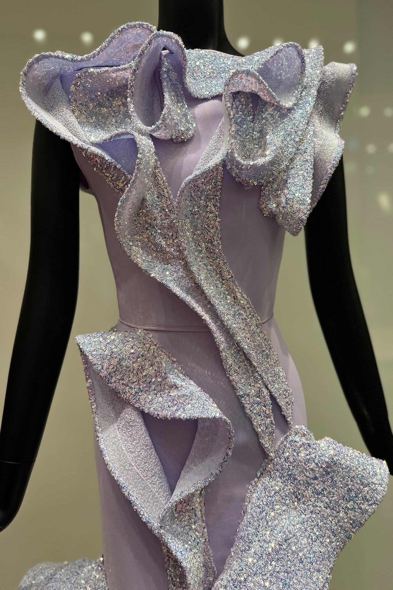 Tantalise Wave Gown - ALBOUSHIYA - district 5 - dubai - riyadh - abaya - dresses - designers - evening wear - luxury - elegance - craftsmanship - gowns - cocktail dresses - collections - georges