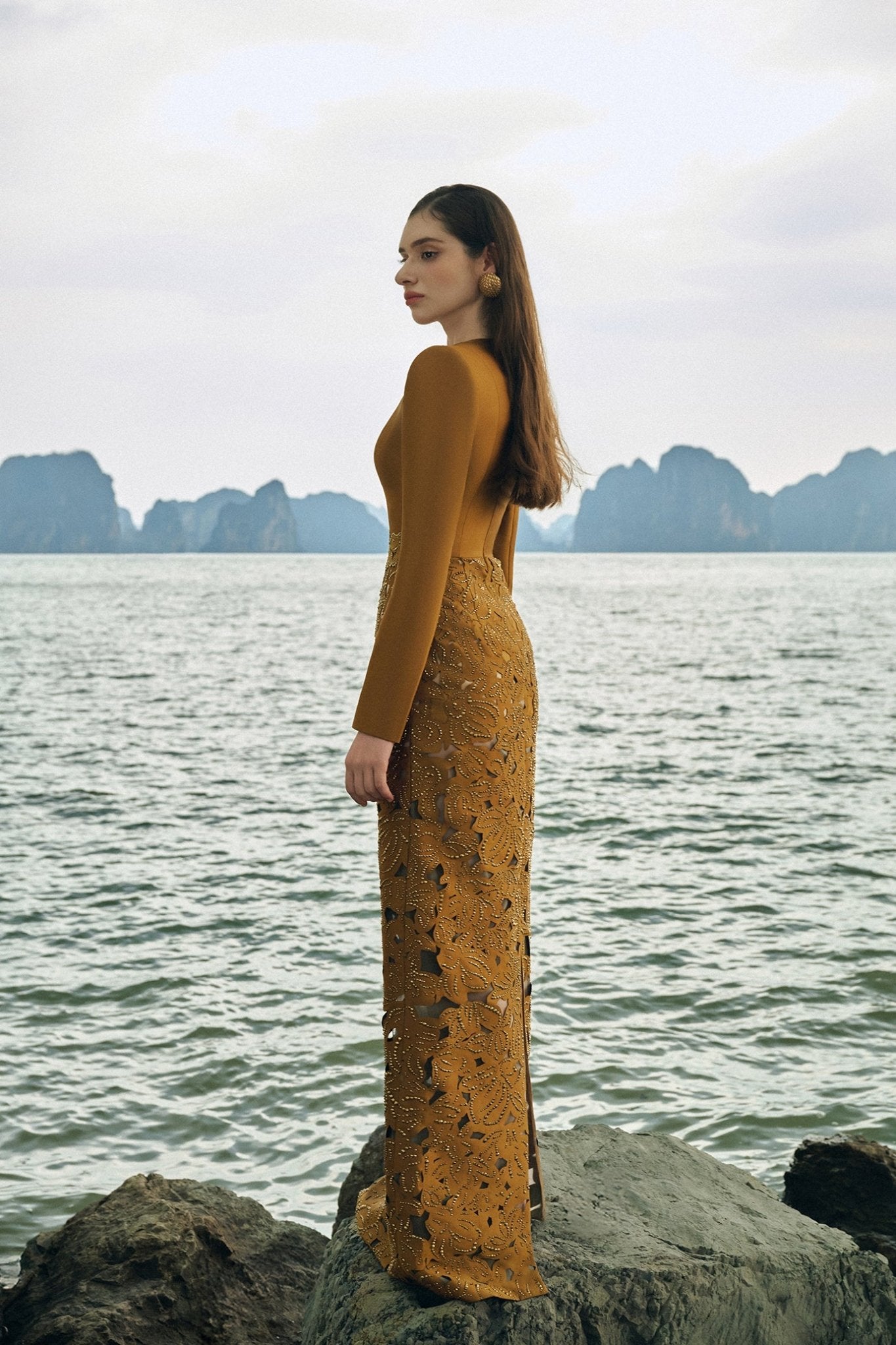 Taylor Sheath Floral Taffeta Floor Length Dress - ALBOUSHIYA - district 5 - dubai - riyadh - abaya - dresses - designers - evening wear - luxury - elegance - craftsmanship - gowns - cocktail dresses - collections - georges