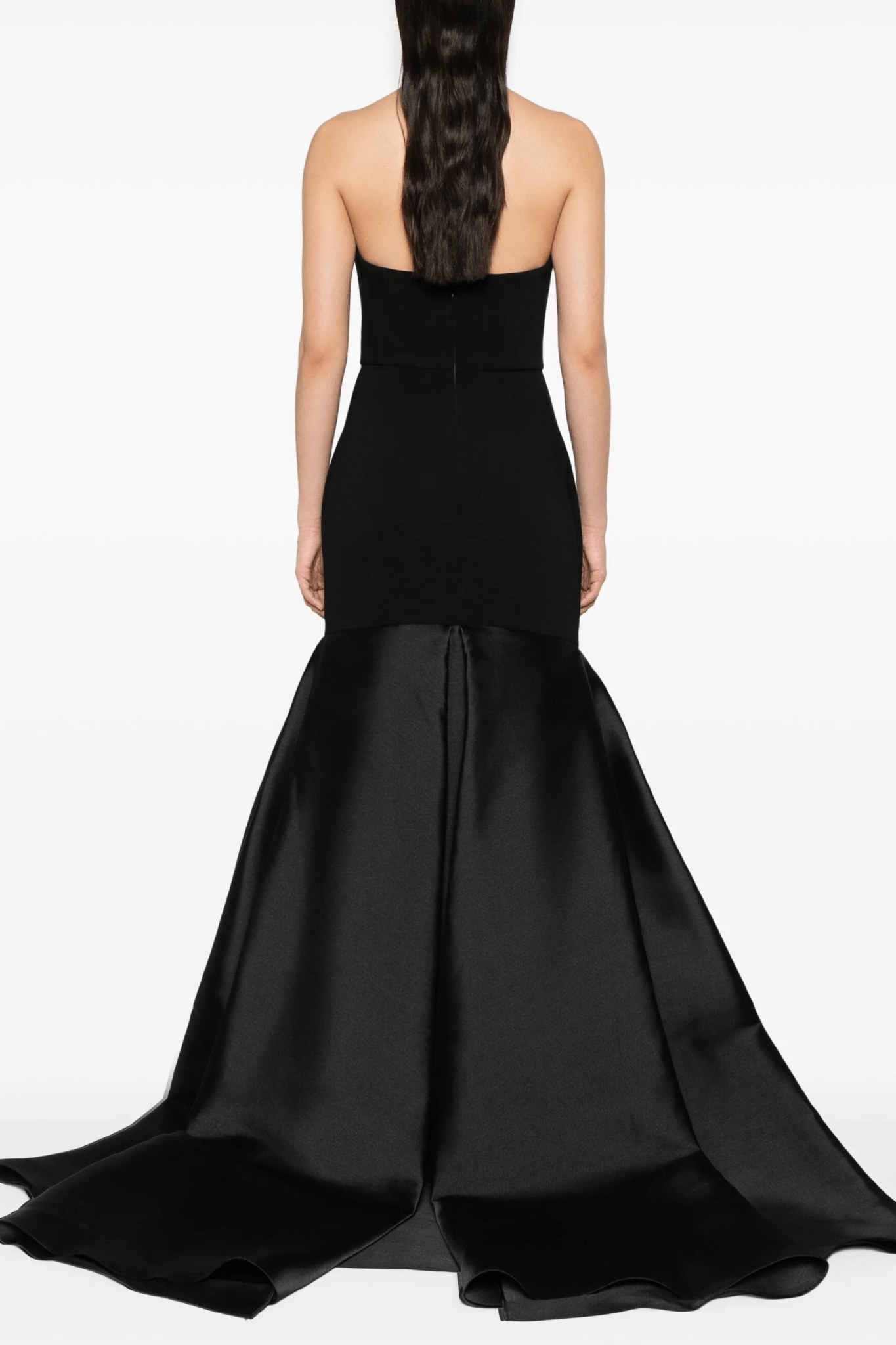 The Jodi Maxi Dress - ALBOUSHIYA - district 5 - dubai - riyadh - abaya - dresses - designers - evening wear - luxury - elegance - craftsmanship - gowns - cocktail dresses - collections - georges