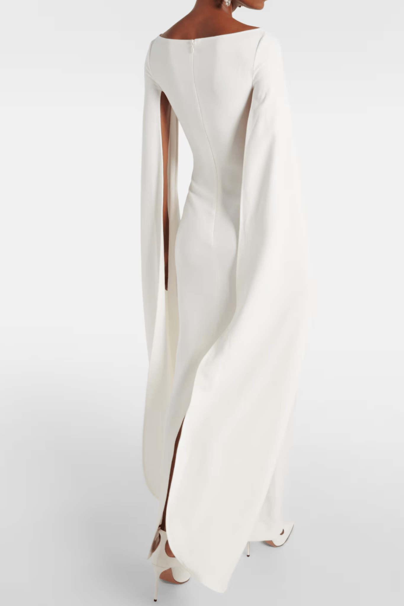 The Sadie Maxi Dress - ALBOUSHIYA - district 5 - dubai - riyadh - abaya - dresses - designers - evening wear - luxury - elegance - craftsmanship - gowns - cocktail dresses - collections - georges