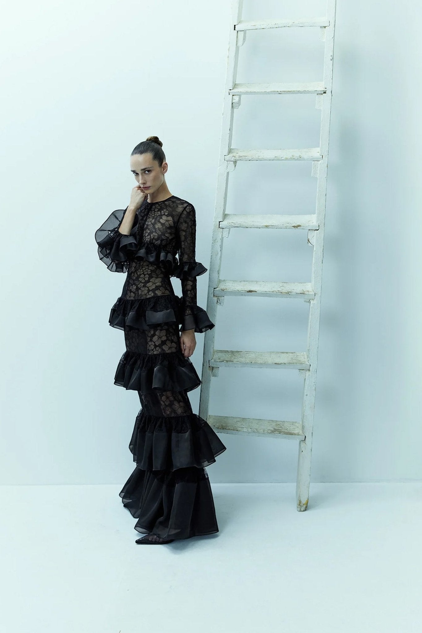 The Swan Gown - ALBOUSHIYA - district 5 - dubai - riyadh - abaya - dresses - designers - evening wear - luxury - elegance - craftsmanship - gowns - cocktail dresses - collections - georges