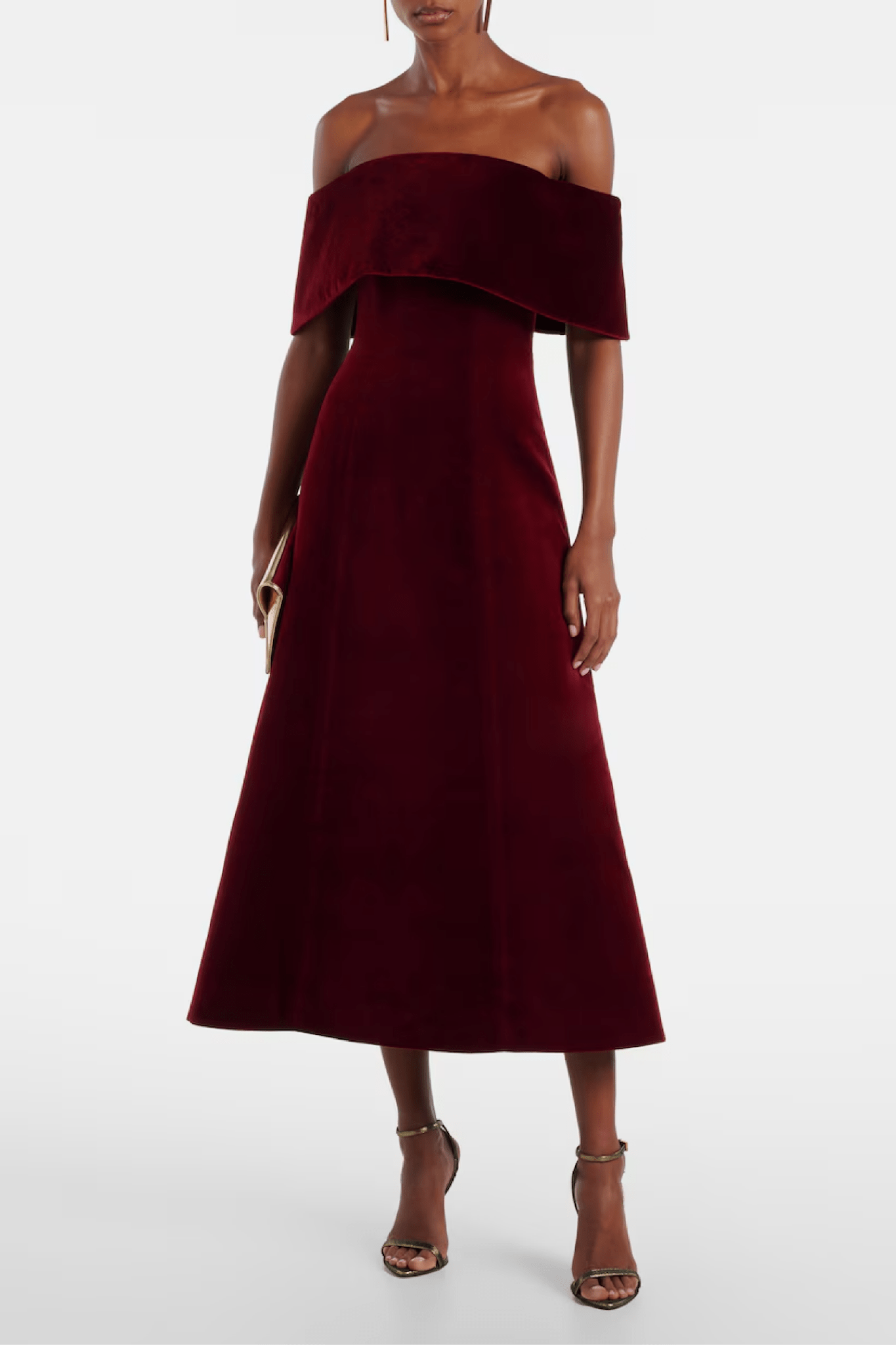 Velvet Carita Dress - ALBOUSHIYA - district 5 - dubai - riyadh - abaya - dresses - designers - evening wear - luxury - elegance - craftsmanship - gowns - cocktail dresses - collections - georges