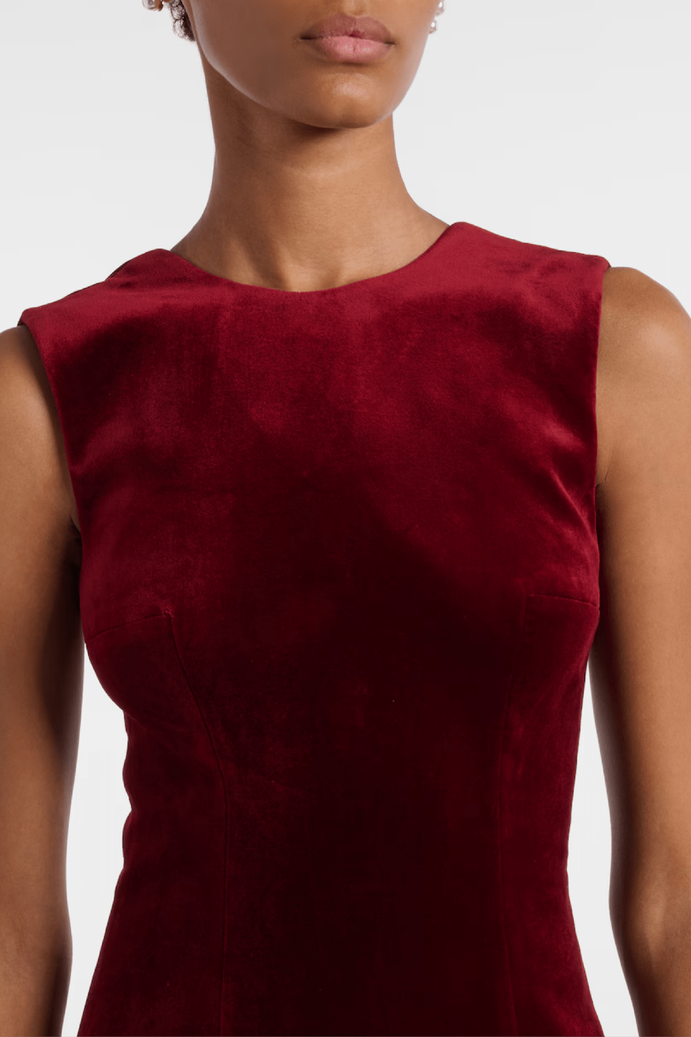 Velvet Nodin Gown - ALBOUSHIYA - district 5 - dubai - riyadh - abaya - dresses - designers - evening wear - luxury - elegance - craftsmanship - gowns - cocktail dresses - collections - georges