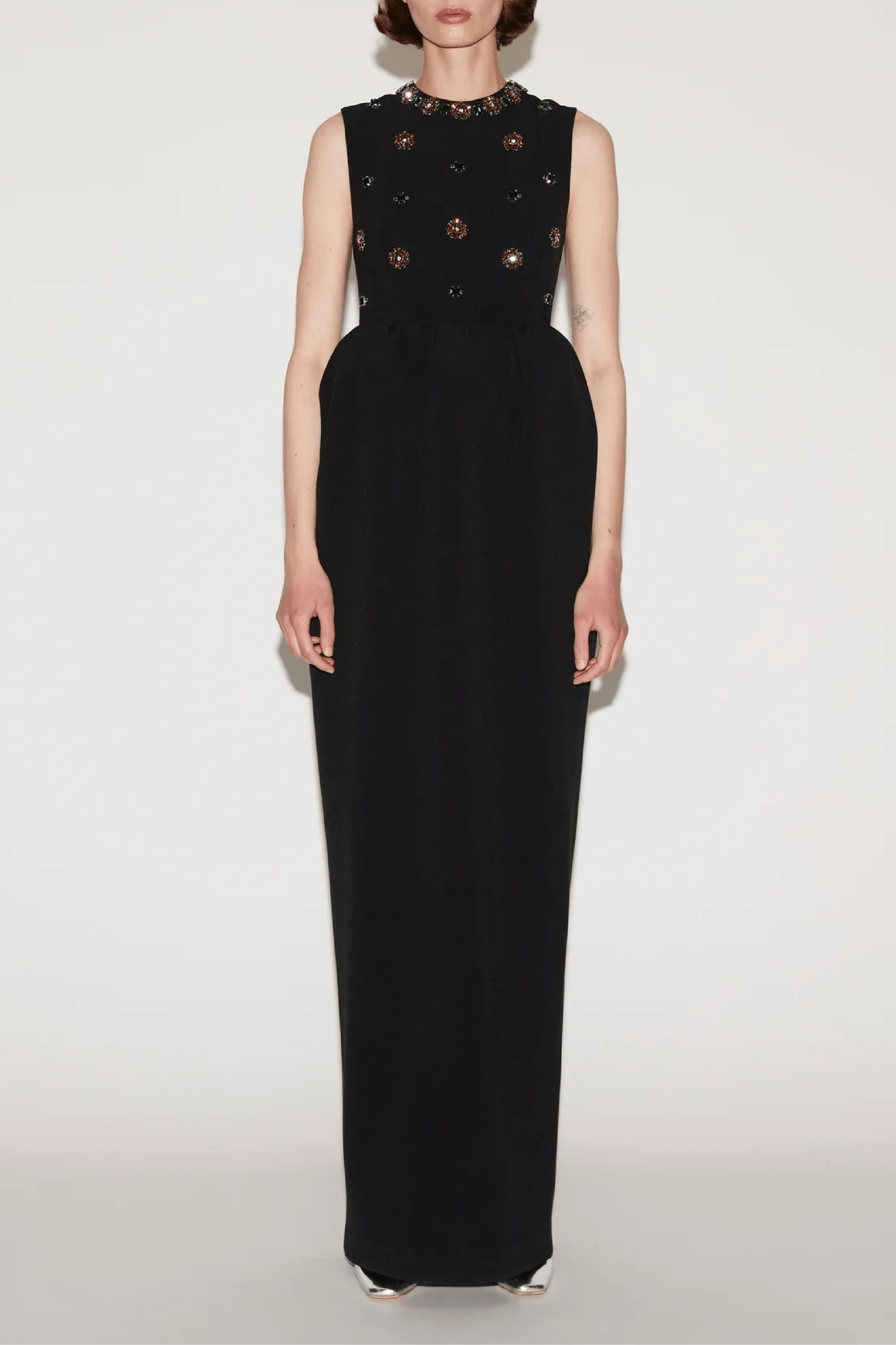 Virginia Embroidered Gown - ALBOUSHIYA - district 5 - dubai - riyadh - abaya - dresses - designers - evening wear - luxury - elegance - craftsmanship - gowns - cocktail dresses - collections - georges