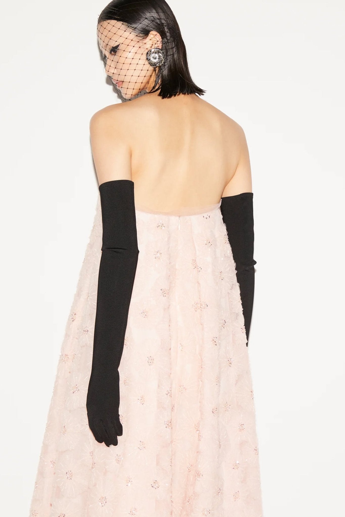 Vivia Pink Gown Embroiered Tulle - ALBOUSHIYA - district 5 - dubai - riyadh - abaya - dresses - designers - evening wear - luxury - elegance - craftsmanship - gowns - cocktail dresses - collections - georges