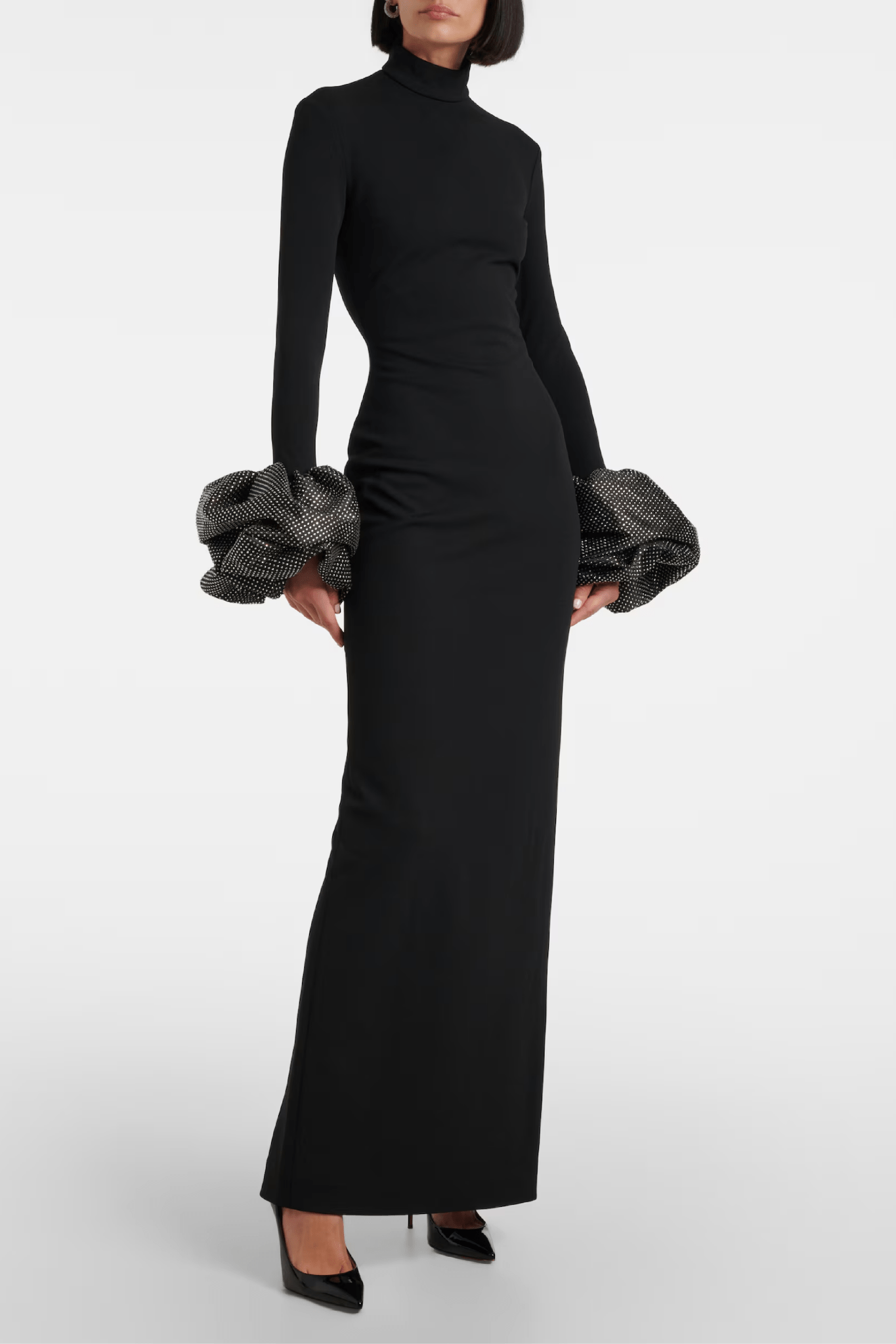 Viviana Crystal Maxi Dress - ALBOUSHIYA - district 5 - dubai - riyadh - abaya - dresses - designers - evening wear - luxury - elegance - craftsmanship - gowns - cocktail dresses - collections - georges