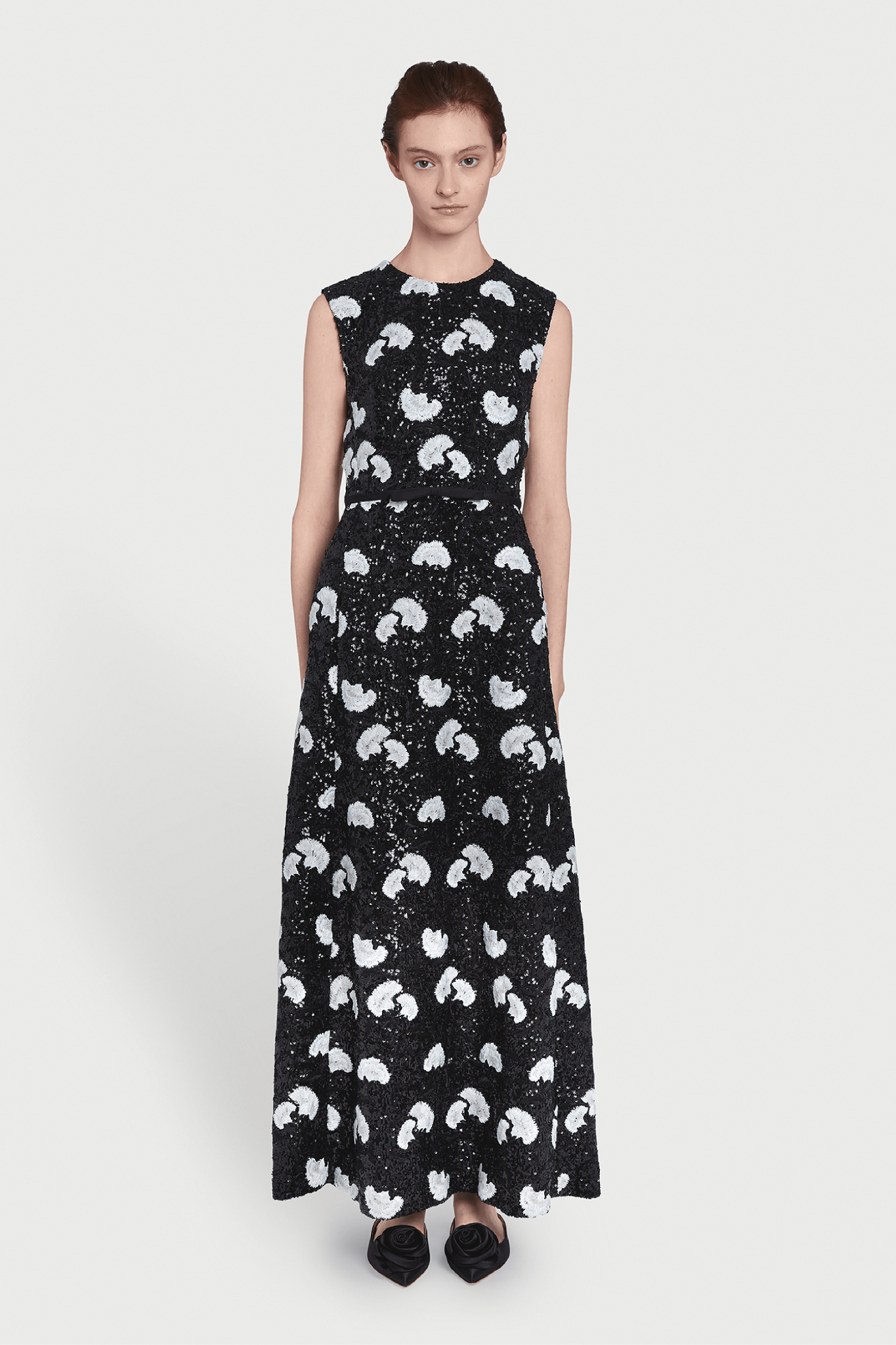 White Carnations Black Sequin - Embroidered Dress - ALBOUSHIYA - district 5 - dubai - riyadh - abaya - dresses - designers - evening wear - luxury - elegance - craftsmanship - gowns - cocktail dresses - collections - georges