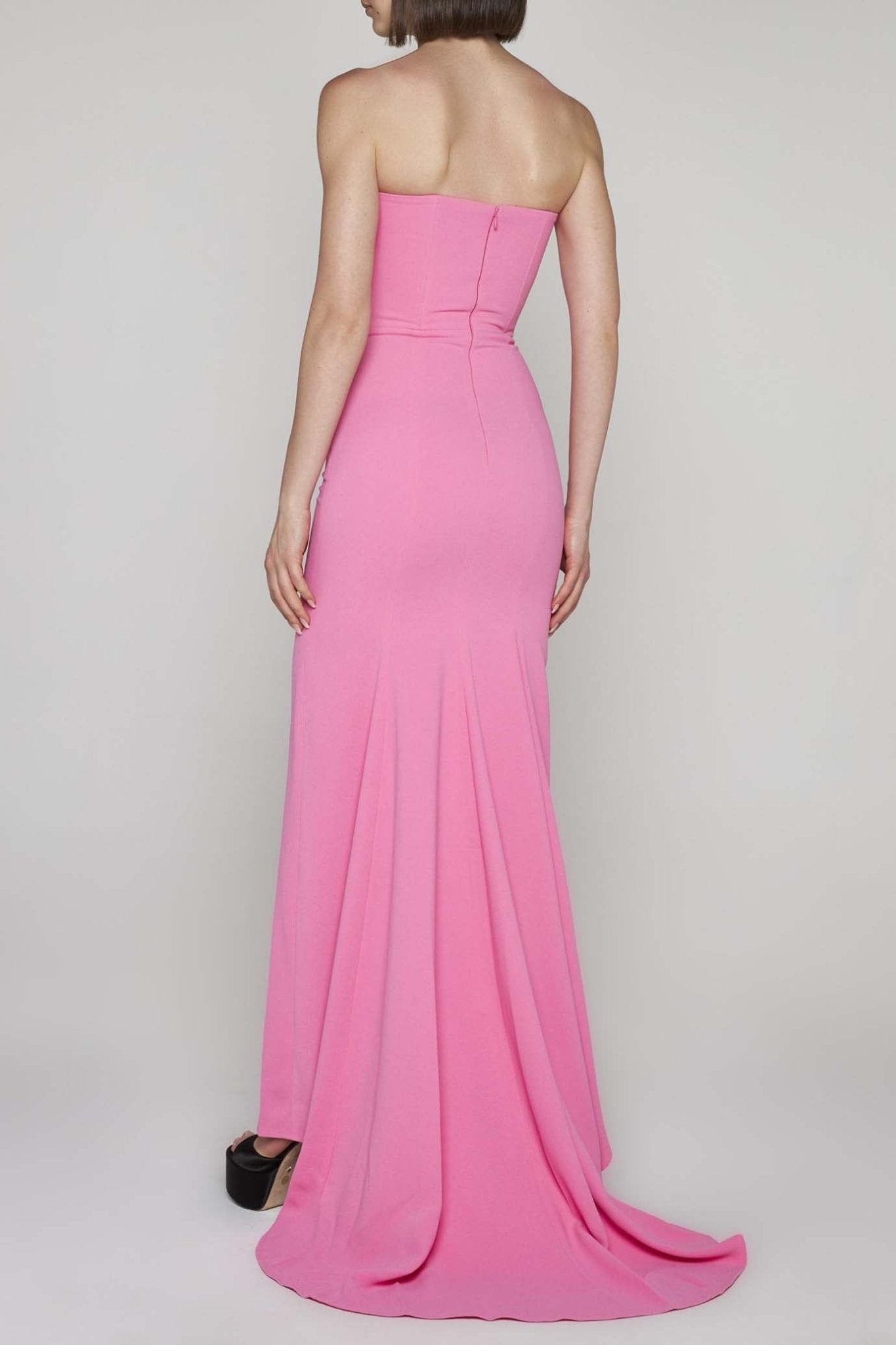 Willa Dress - ALBOUSHIYA - district 5 - dubai - riyadh - abaya - dresses - designers - evening wear - luxury - elegance - craftsmanship - gowns - cocktail dresses - collections - georges