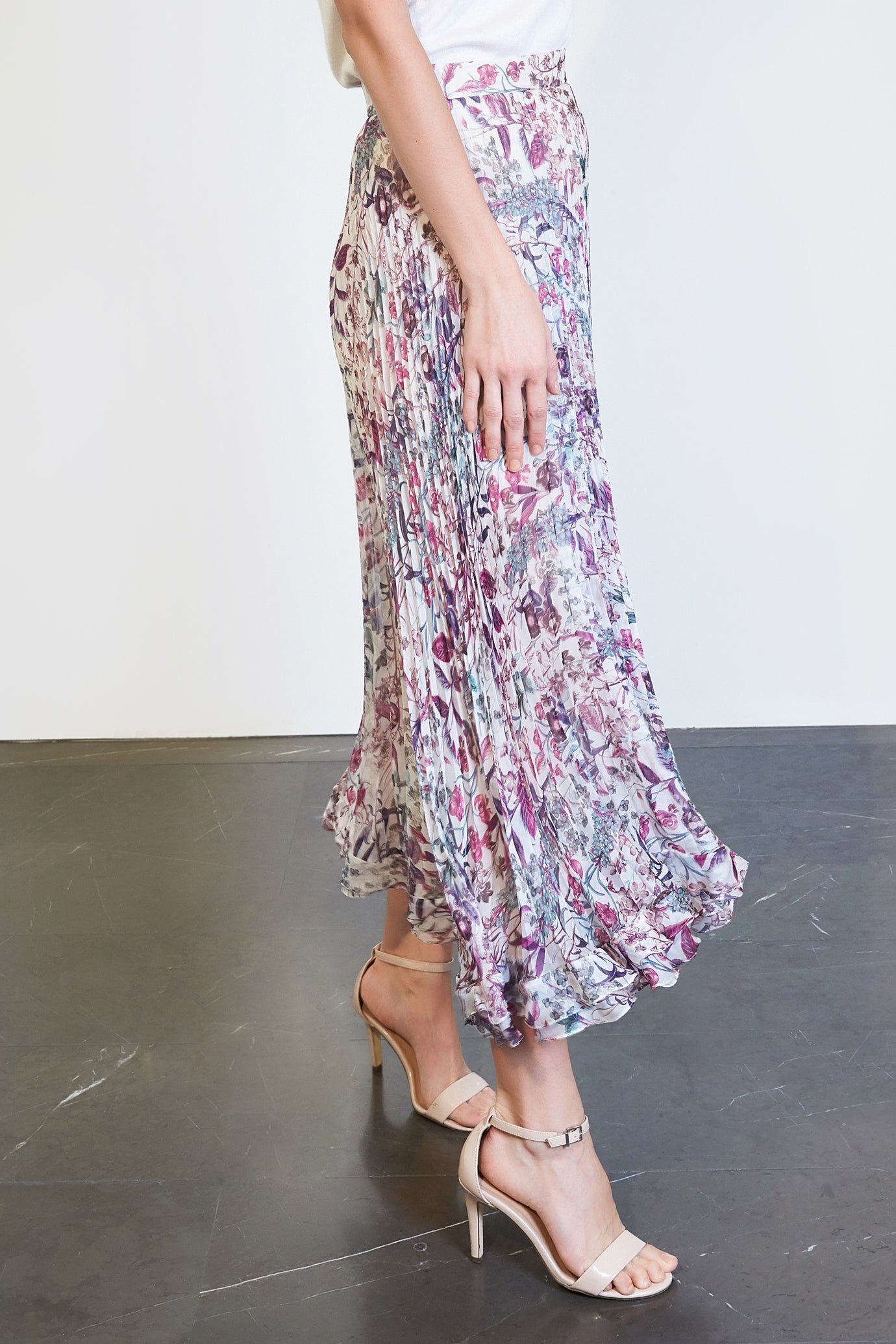 Floral Plissè Silk Skirt