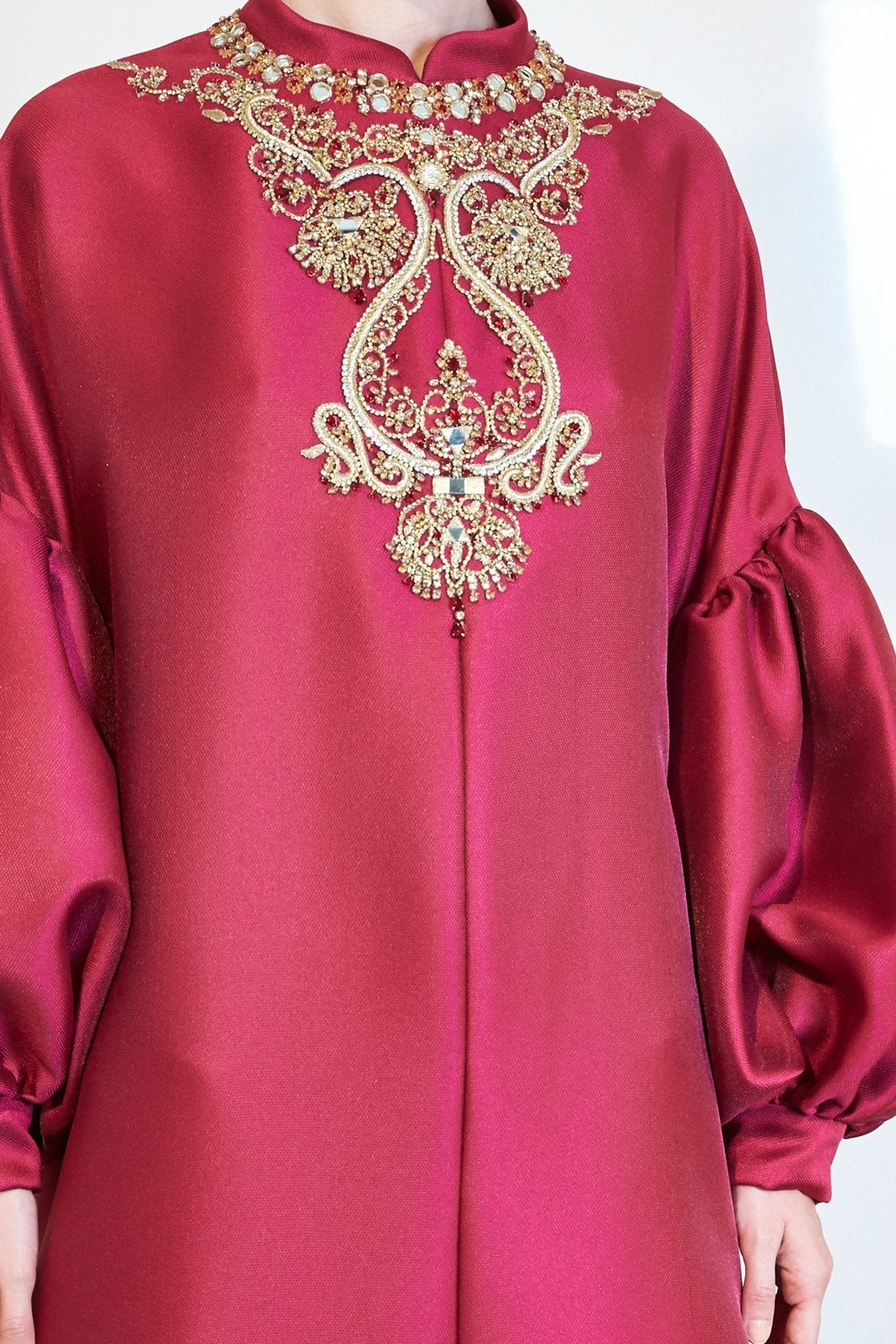 Bell Sleeve Caftan Dress - ALBOUSHIYA - district 5 - dubai - riyadh - abaya - dresses - designers - evening wear - luxury - elegance - craftsmanship - gowns - cocktail dresses - collections - georges