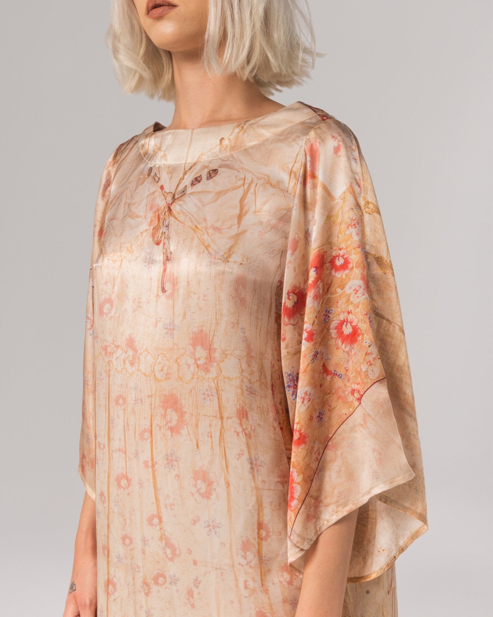 Drama Dress in Ayda Print - ALBOUSHIYA - district 5 - dubai - riyadh - abaya - dresses - designers - evening wear - luxury - elegance - craftsmanship - gowns - cocktail dresses - collections - georges