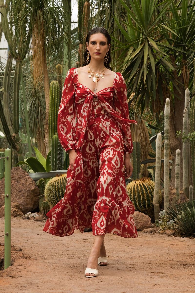 Island Hopping Skirt - ALBOUSHIYA - district 5 - dubai - riyadh - abaya - dresses - designers - evening wear - luxury - elegance - craftsmanship - gowns - cocktail dresses - collections - georges