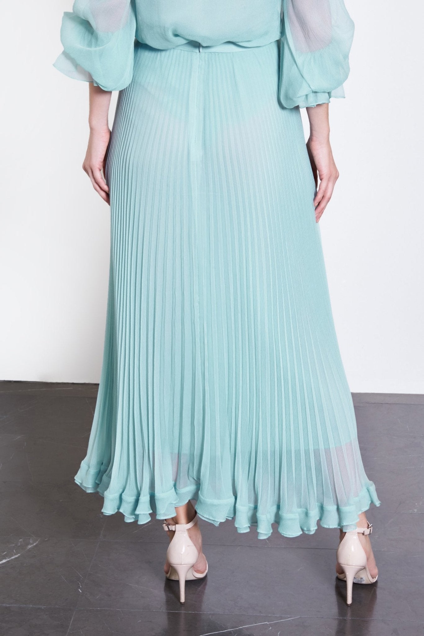 Mint Chiffon Pleated Skirt - ALBOUSHIYA - district 5 - dubai - riyadh - abaya - dresses - designers - evening wear - luxury - elegance - craftsmanship - gowns - cocktail dresses - collections - georges
