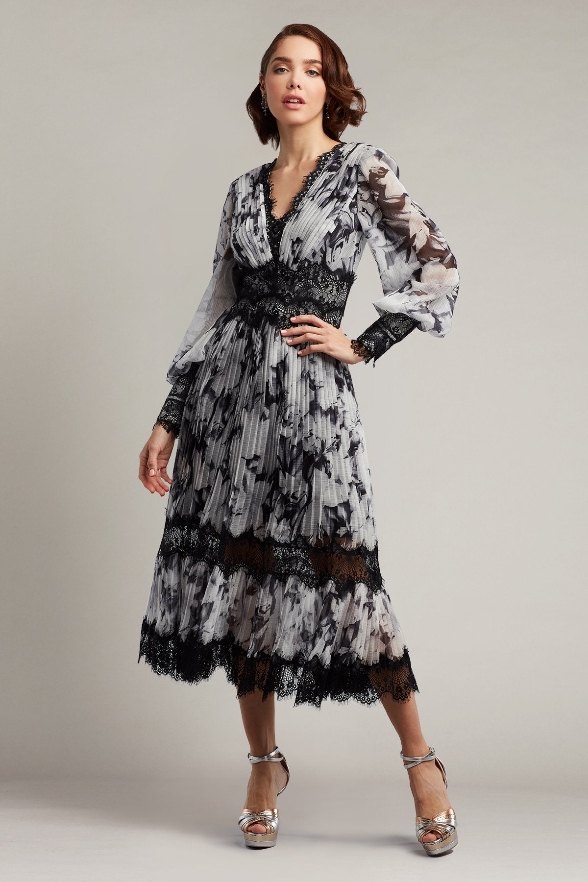 Pleated Chiffon Midi Dress - ALBOUSHIYA - district 5 - dubai - riyadh - abaya - dresses - designers - evening wear - luxury - elegance - craftsmanship - gowns - cocktail dresses - collections - georges